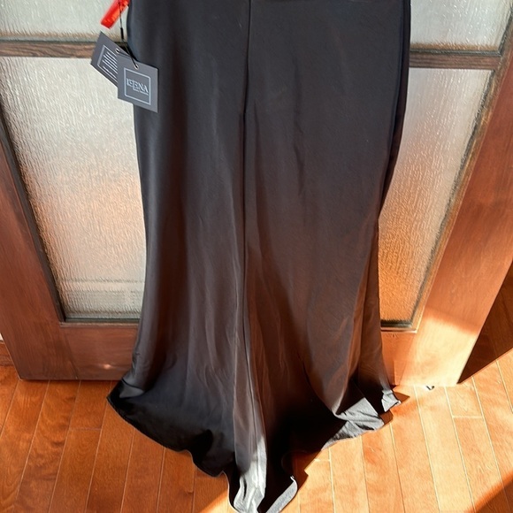 Mac Duggal Sleeveless Rhinestone Collar Column Gown size 12 new sold out size! - Picture 12 of 13